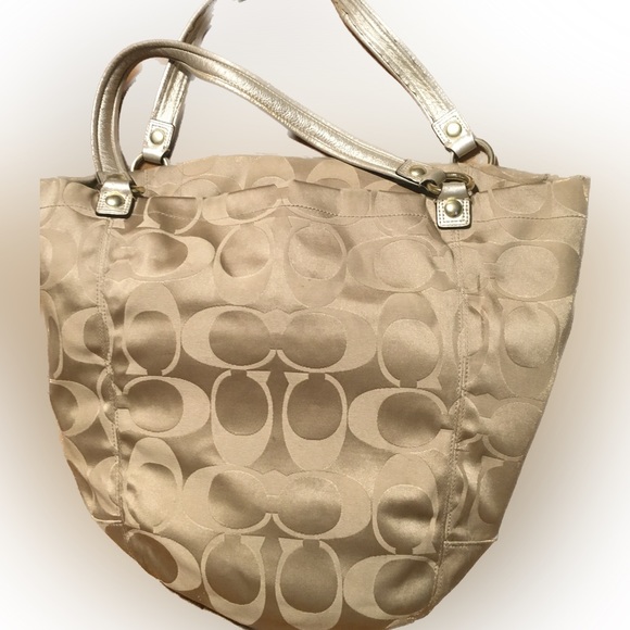 Coach Poppy Signature Large Tote Shoulder Handbag - Picture 4 of 15